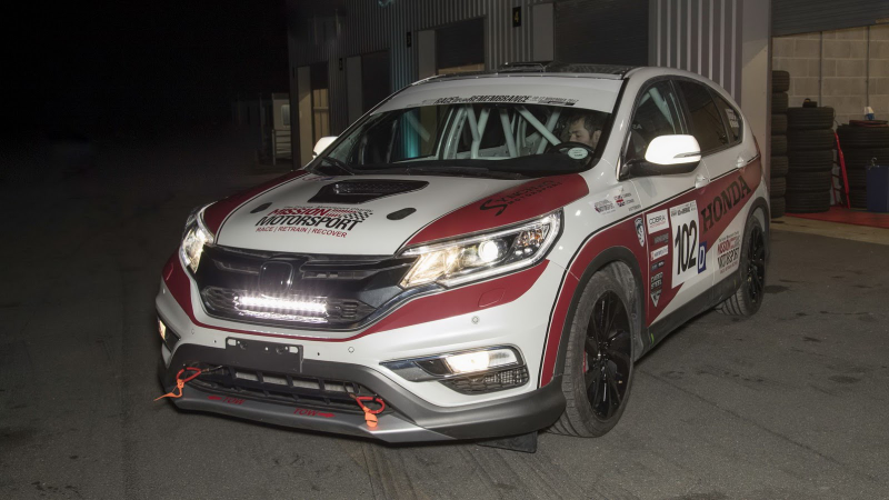 Illustration for article titled Honda Type CR-V at the 12hr Race of Remembrance (video)